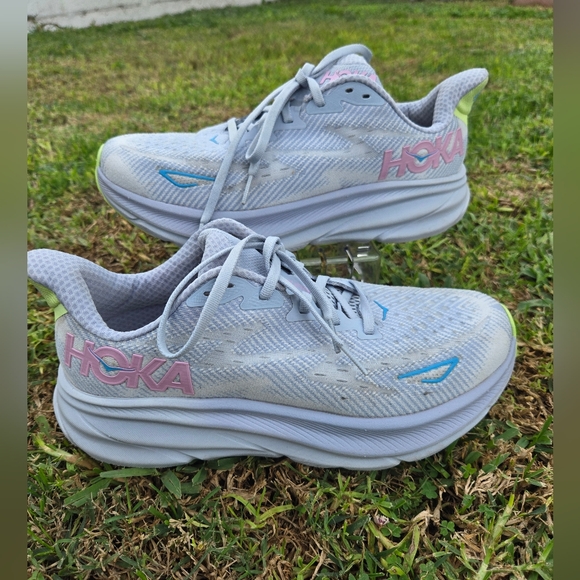 Hoka One One Shoes - HOKA Clifton 9 Sky Blue/Pink Color Athletic Shoes Size 8.5